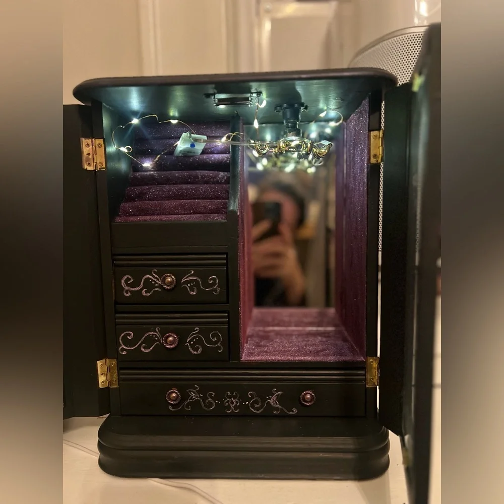 Black Jewelry Box with Purple Interior - Picture 3 of 8